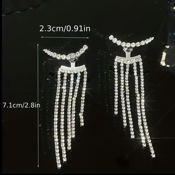 Cascading Cubic Zirconia Dangle Earrings - Picture 6 of 6